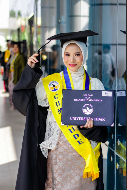 Portfolio Happy Graduation
